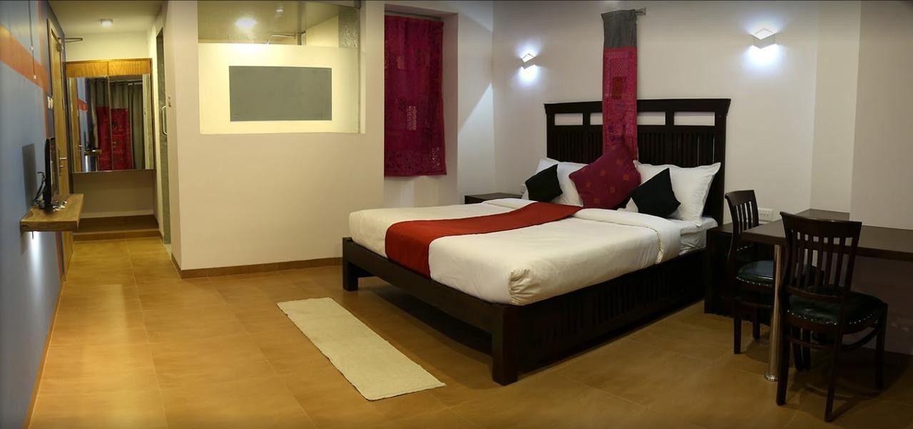 Hotel Zorba Inn Kolhapur Exterior foto