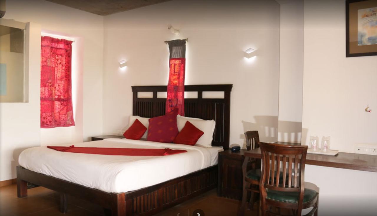 Hotel Zorba Inn Kolhapur Exterior foto